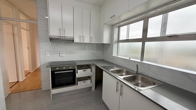 To Let 2 Bedroom Property for Rent in Table View Western Cape